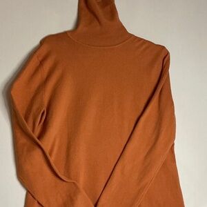 Women’s Jillanova HiLo turtleneck cottage core sweater size L
